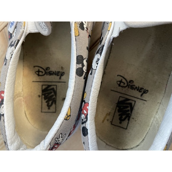 VANS Disney Classic Slip On Shoes Mickey Mouse Youth Kid‎ US Size 3.5 - Picture 3 of 6